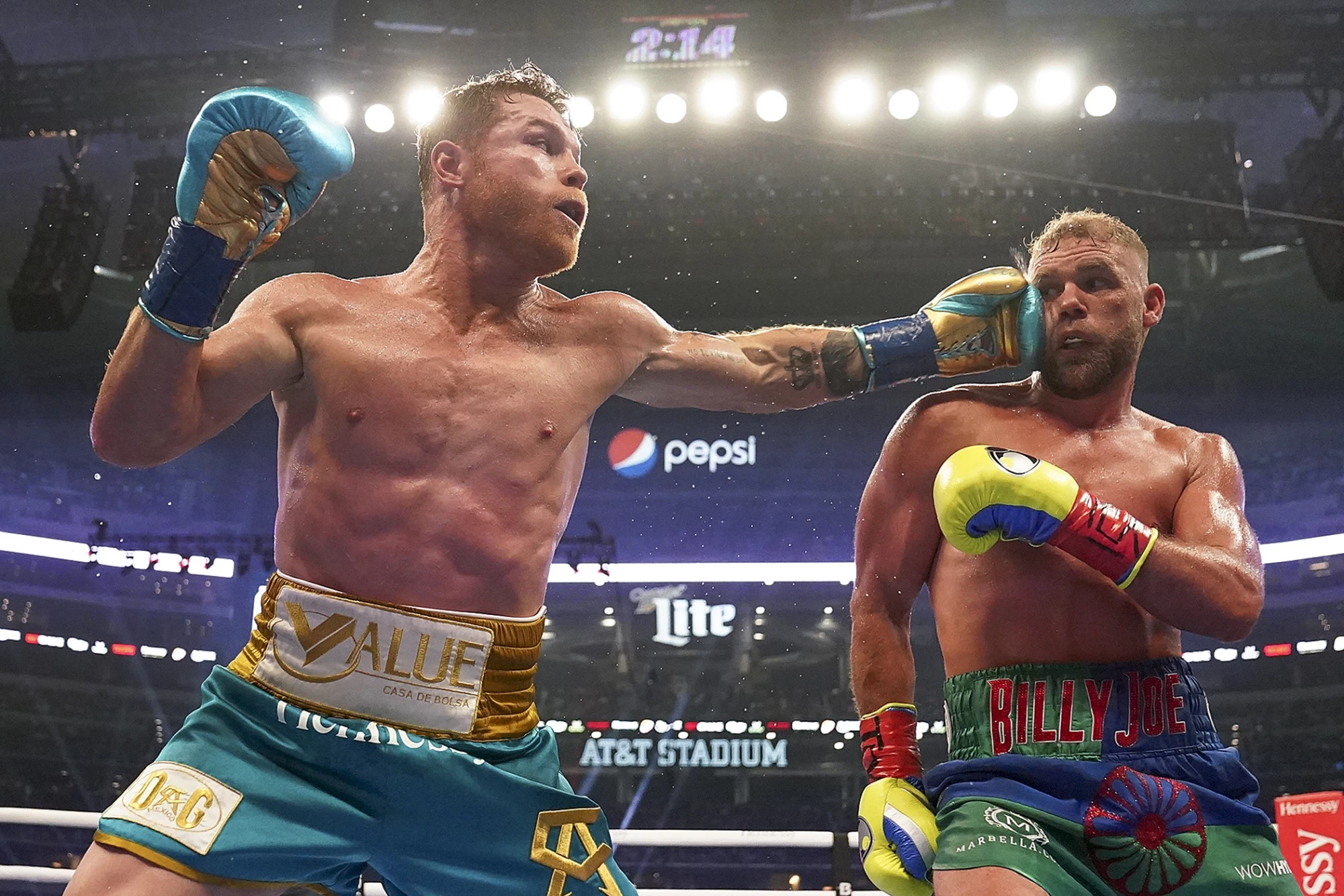 Canelo Álvarez: The Undisputed Super Middleweight World Champion Sports